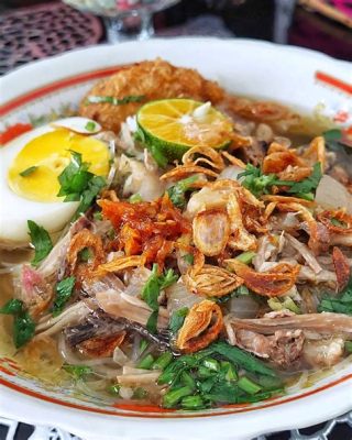  Soto Banjar! A Symphony of Savory Broth and Aromatic Spices That Will Transport You to South Kalimantan