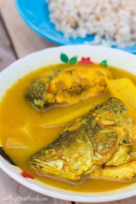 Gaeng Som Pla: Experience the Tangy Delight and Fiery Heat of Southern Thailand's Sour Curry!